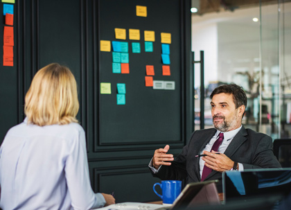 Quelles sont les doubles compétences d’un Responsable des relations sociales ?