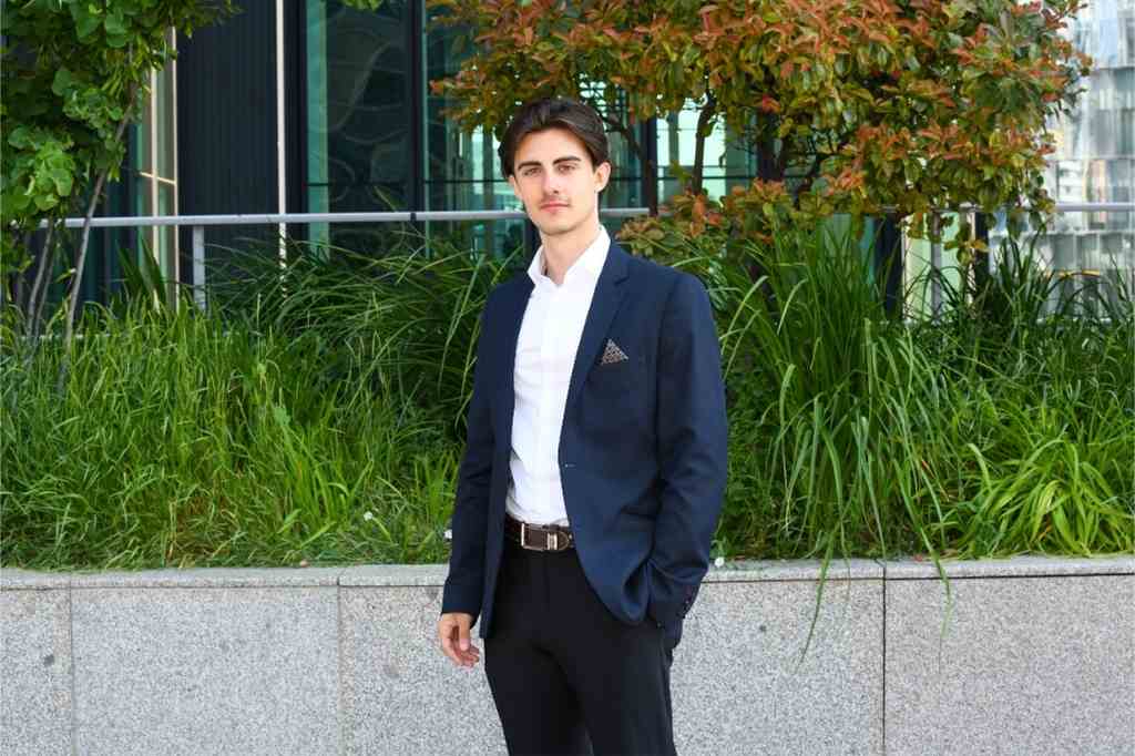 miniature mastere compensation and benefits